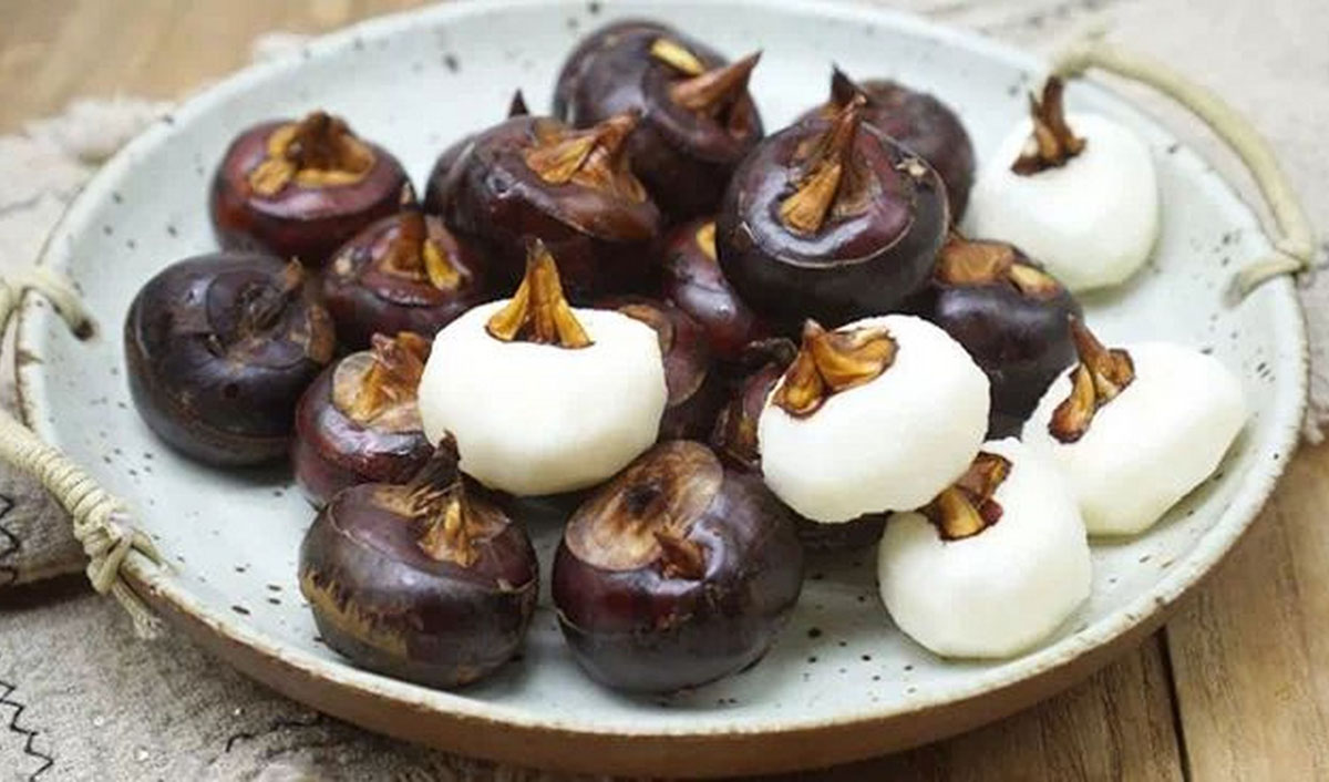 FRESH WATER CHESTNUT