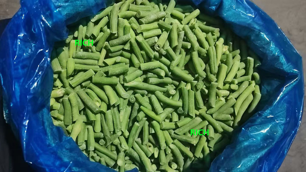 Frozen fresh green beans